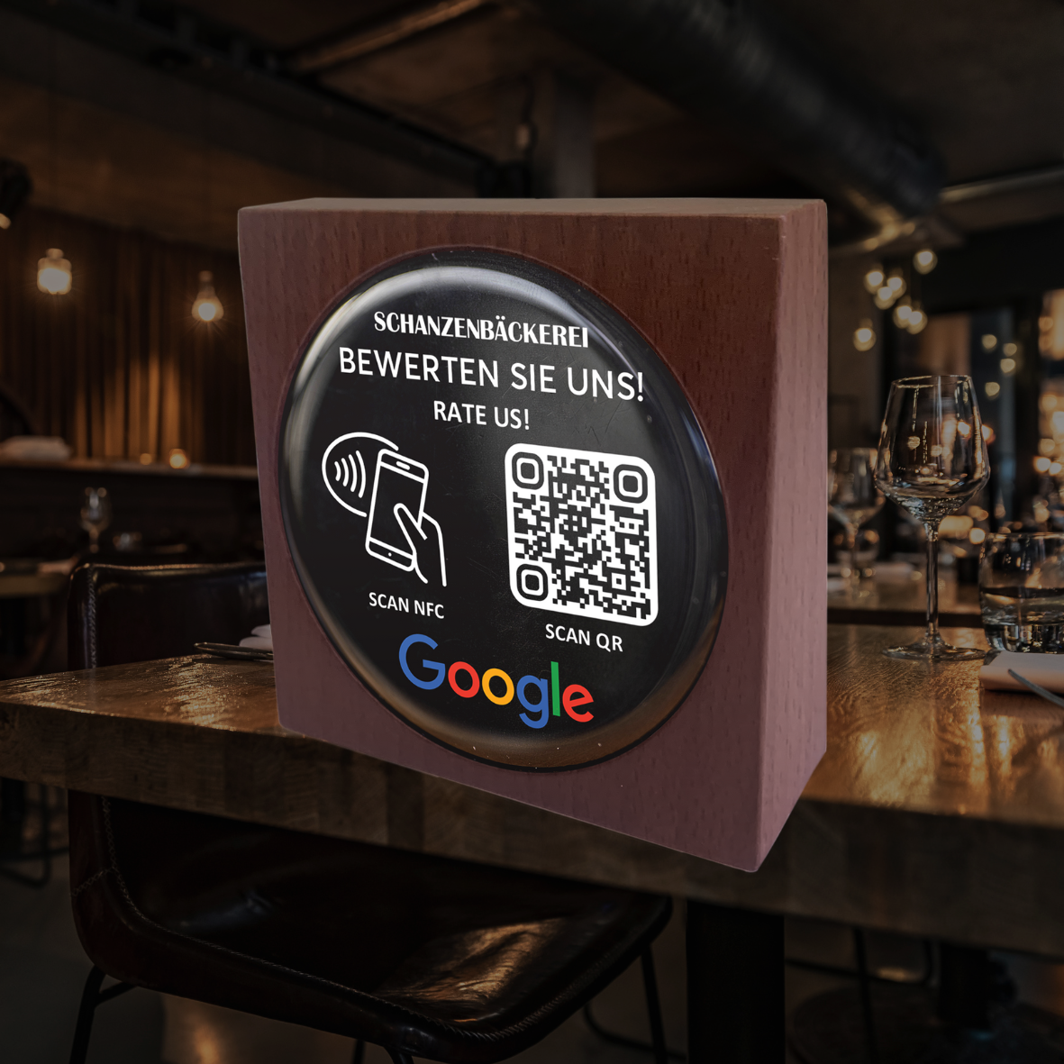 Aufsteller Holz dunkel NFC QR für Google Bewertung beidseitig! Einfach QR-Code scannen und direkt Bewertung hinterlassen. Design wird nach Ihren wünschen individualisiert.