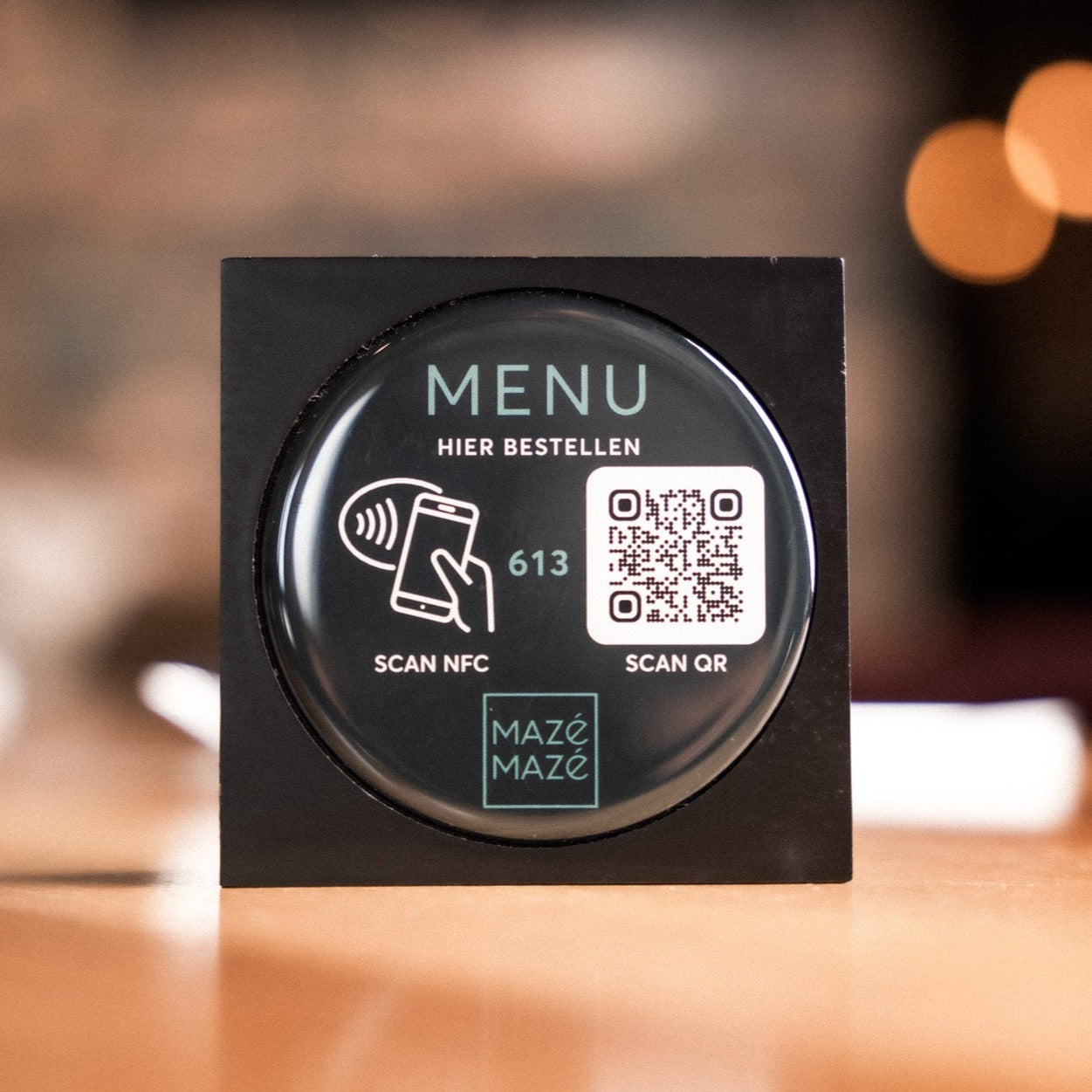 Digitale Speisekarte QR NFC - mit Tischnummer - Tischaufsteller Holz Schwarz - loyal